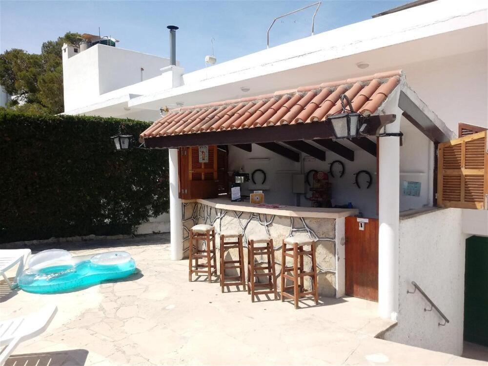 Hostal Oasis Dor Cala d'Or  Exterior photo
